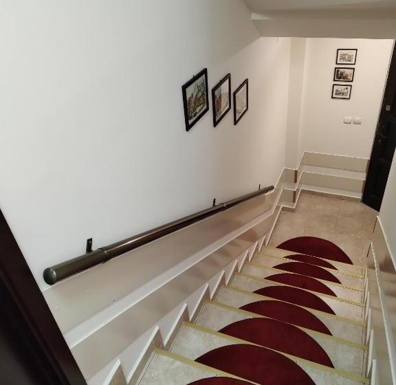 هتل Petkov Family