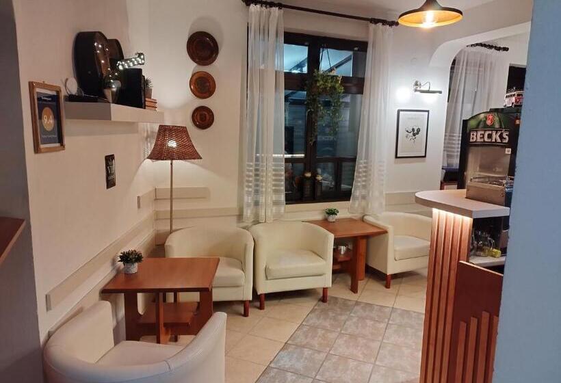 هتل Petkov Family