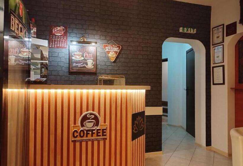 هتل Petkov Family