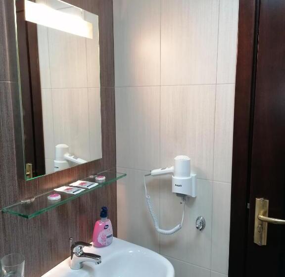 هتل Petkov Family