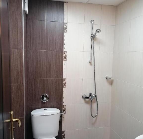 هتل Petkov Family