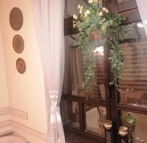 هتل Petkov Family