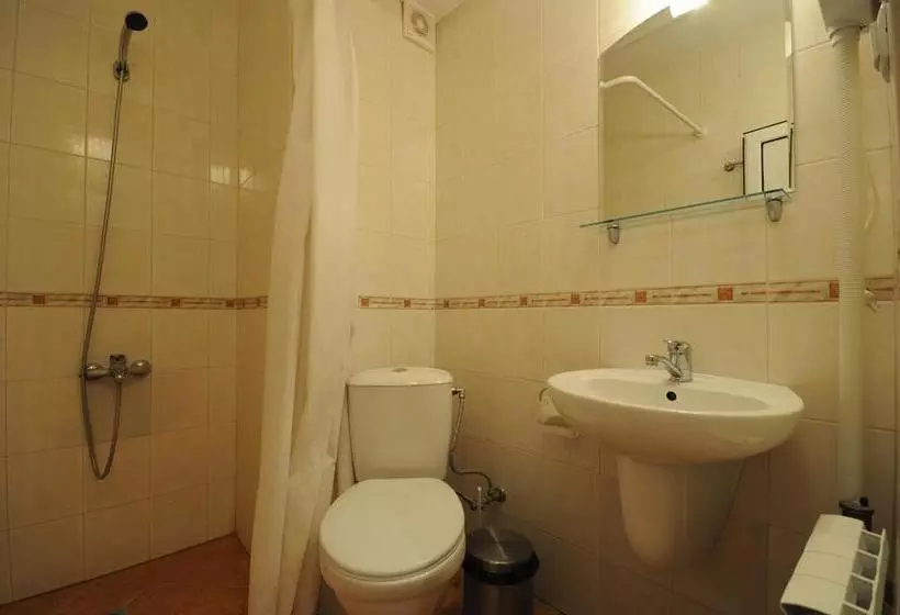 Hotel Primavera 2