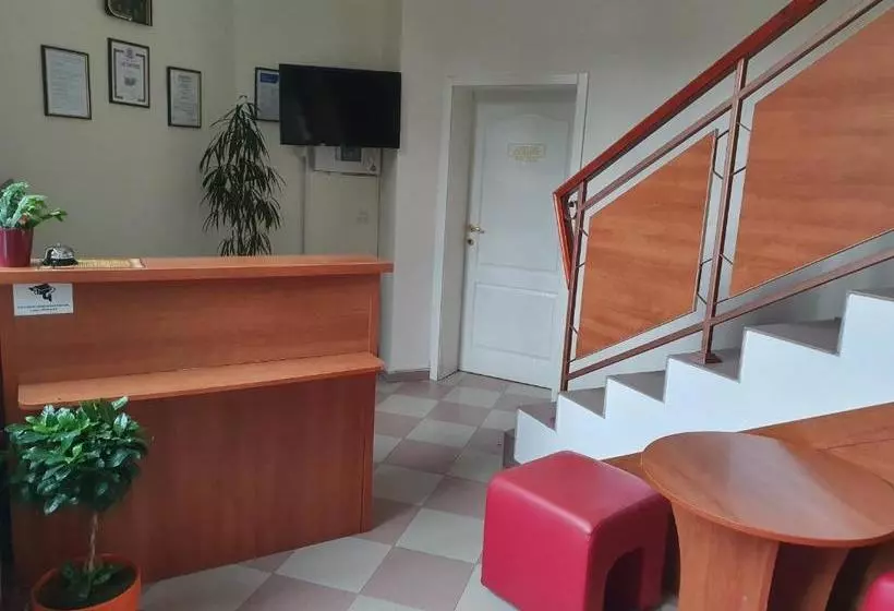 Hotel Primavera 2