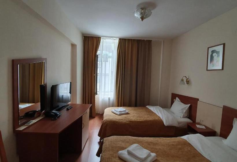 ホテル Primavera 2