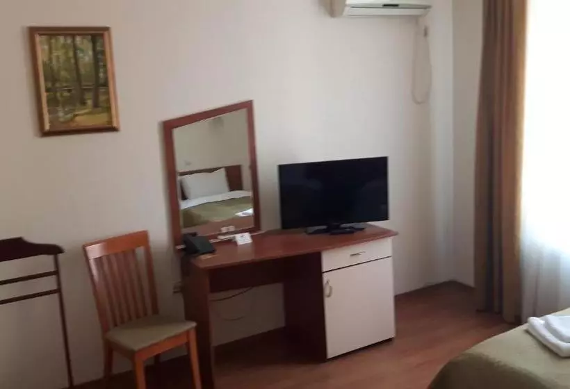 Hotel Primavera 2