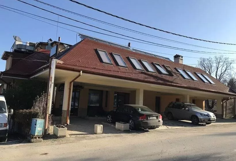 Szálloda Chairite