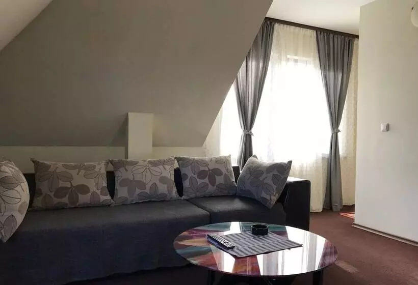 Szálloda Chairite