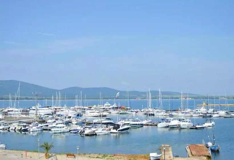 ホテル Sozopol