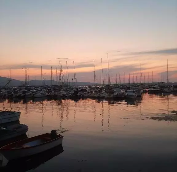 ホテル Sozopol