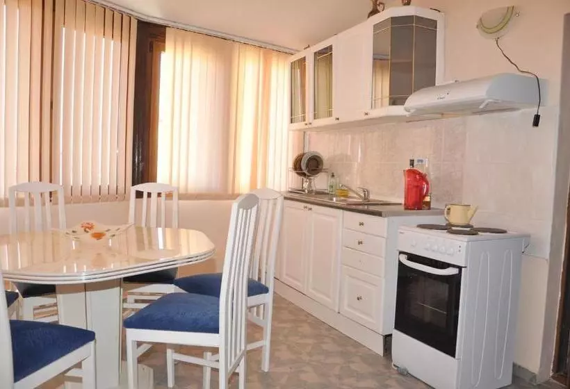 هتل Guest Rooms Sveti Nikola