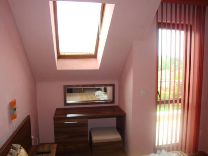 בית מלון כפרי Tzvetelina Palace