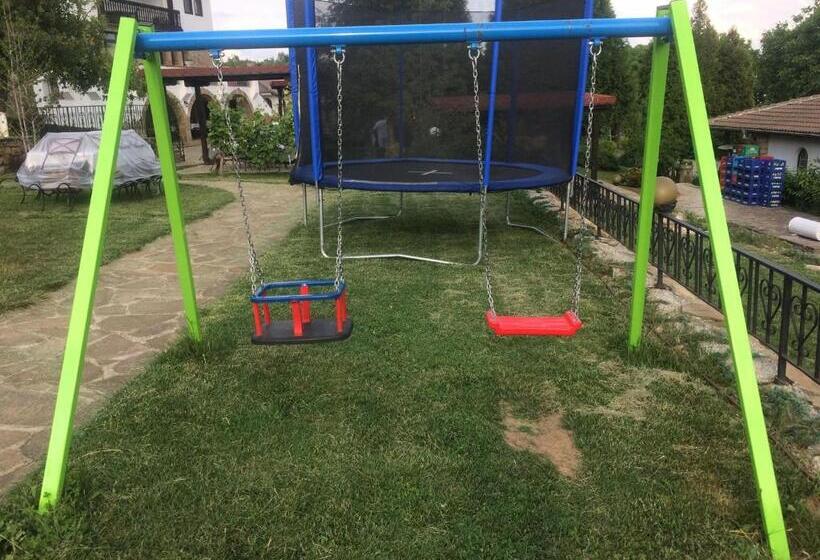 Отель Winpalace