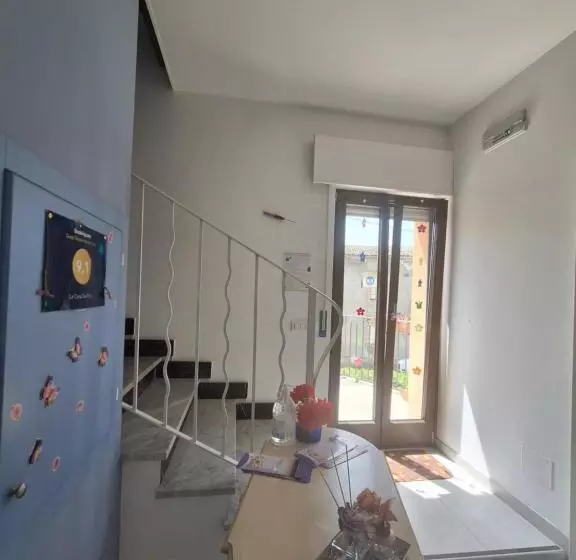 تختخواب و صبحانه La Casa Dei Fiori