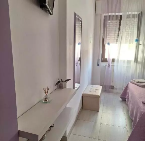 تختخواب و صبحانه La Casa Dei Fiori