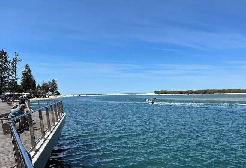Moffat Beach Motel Caloundra