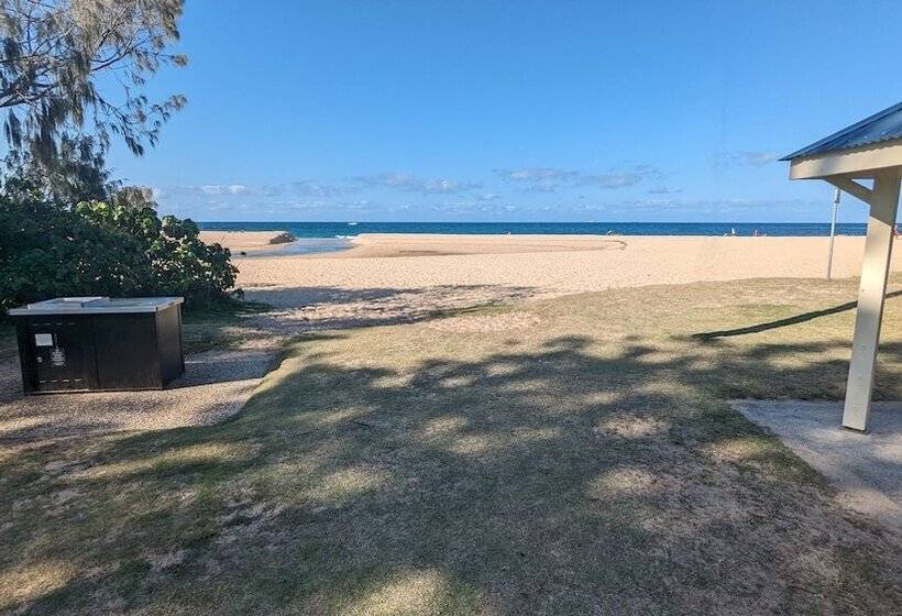 Moffat Beach Motel Caloundra