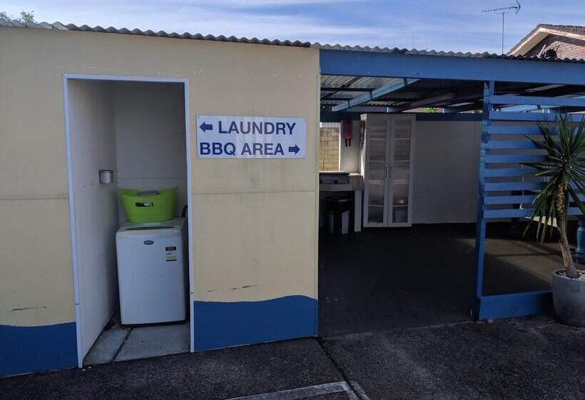 Harrington Village Motel