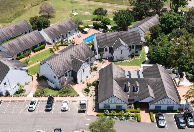 Отель Camden Valley Inn