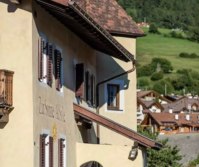 Hotelli Gasthof Zur Sonne