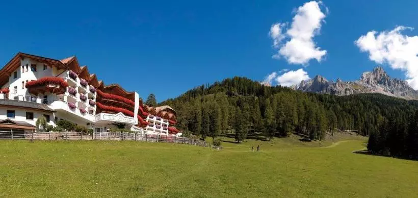 Hotelli Sonnalp