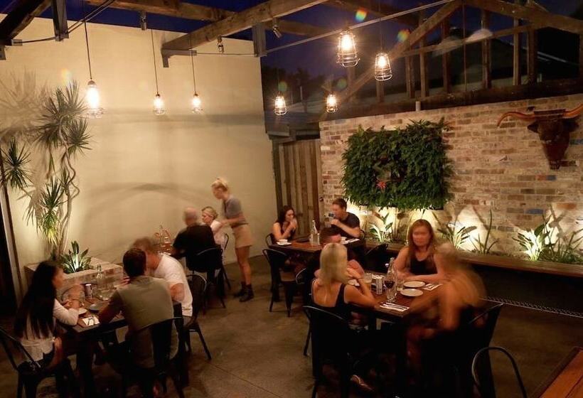 ホテル The Burwood Inn
