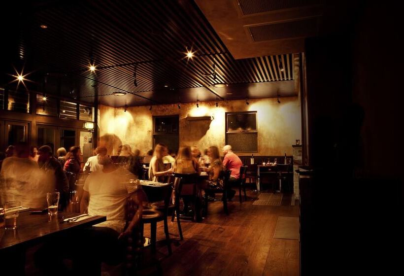 ホテル The Burwood Inn
