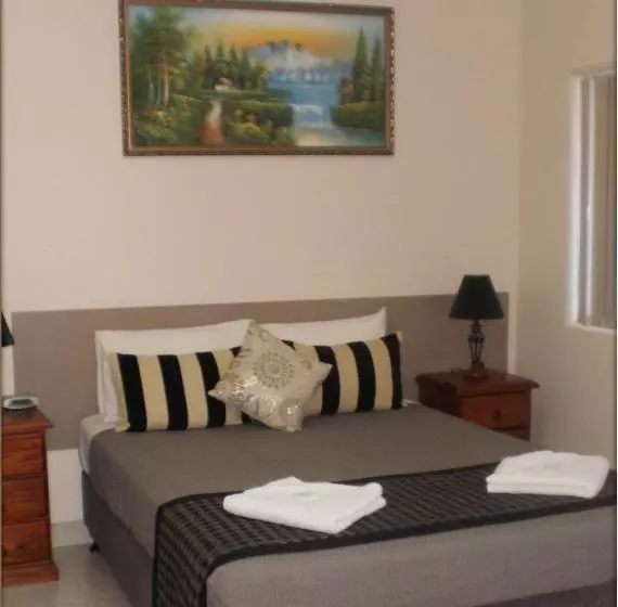 Molika Springs Motel