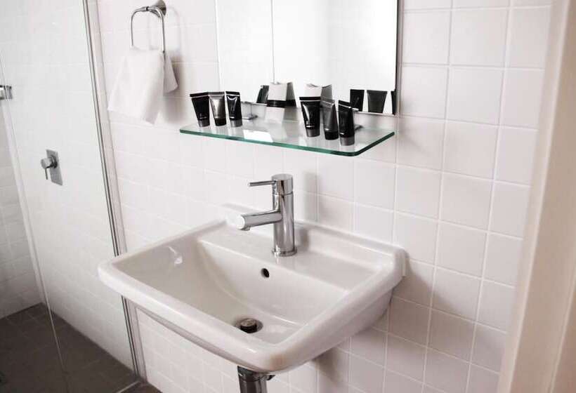 汽车旅馆 Adina Vineyard