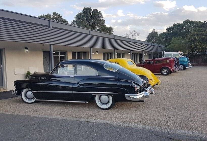 Motel24seven And Apartments