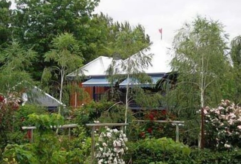 渡假胜地  Ford House Bed & Breakfast