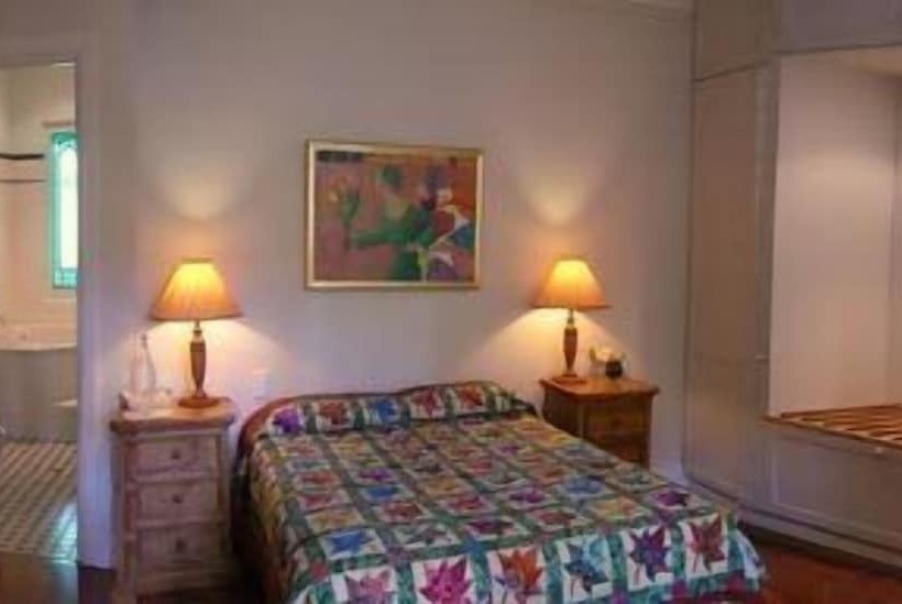 渡假胜地  Ford House Bed & Breakfast