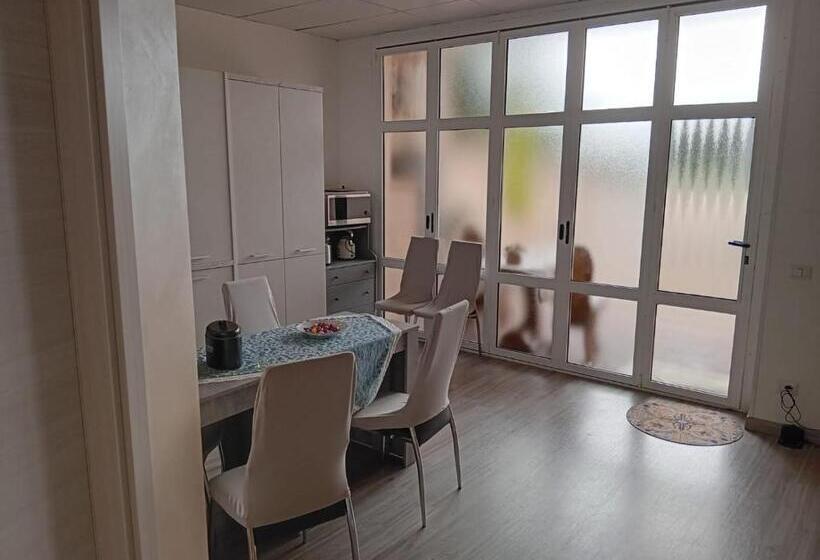 مبيت وإفطار La Luna Nel Pozzo