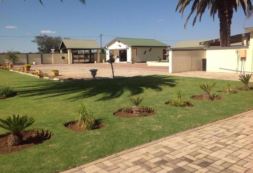 مبيت وإفطار Marang Gardens Lodge