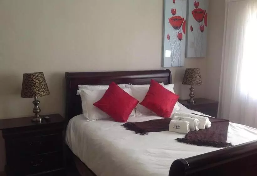 Aamiaismajoitus (B&B) Marang Gardens Lodge