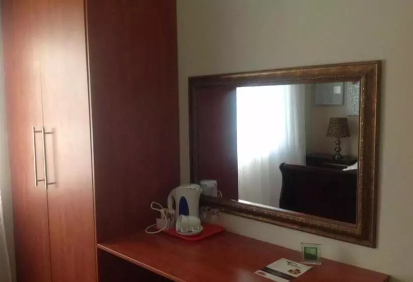 Aamiaismajoitus (B&B) Marang Gardens Lodge