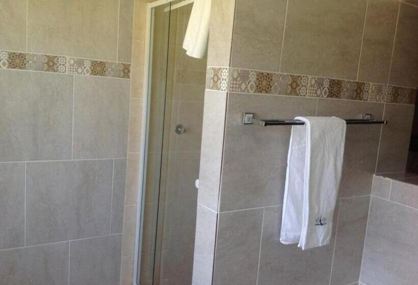 مبيت وإفطار Marang Gardens Lodge