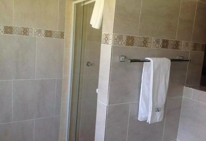 Aamiaismajoitus (B&B) Marang Gardens Lodge