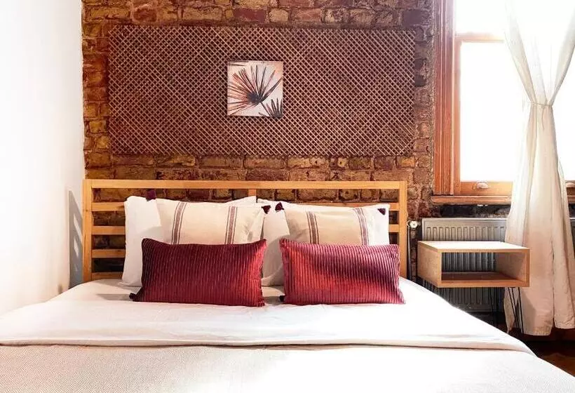 Entire Apartment With Amazing Seaview Terrace Near Galata Tower