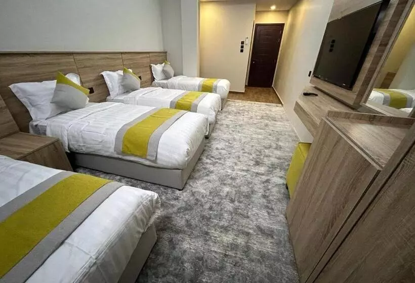 هتل Madinah Deluxe