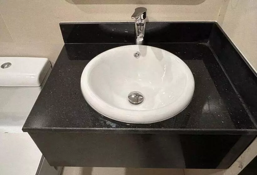 هتل Madinah Deluxe