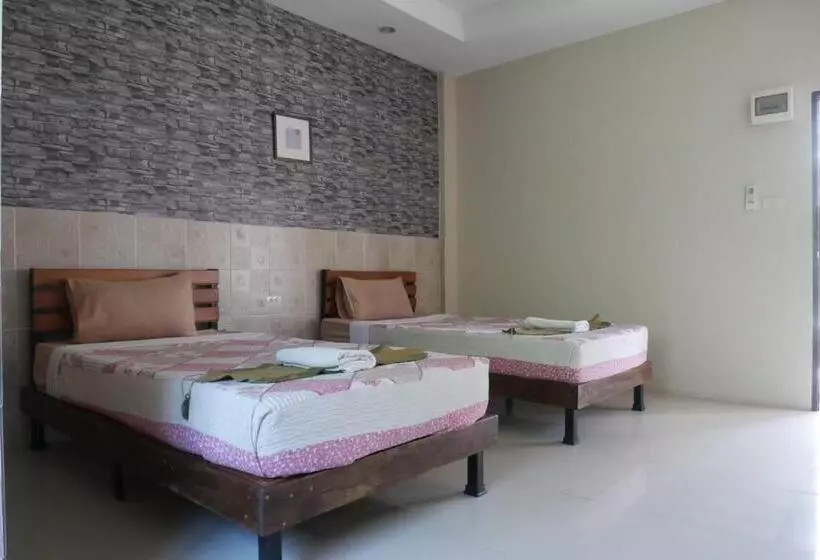 Hotelli โรงแรมแม่วังรีสอร์ท