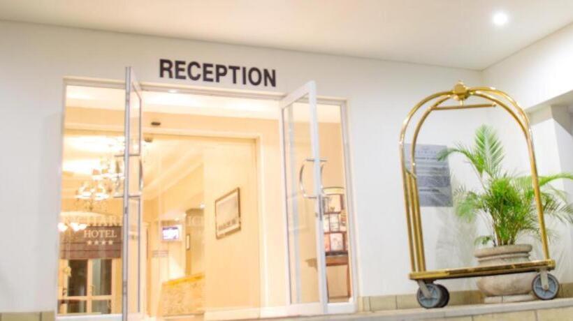 בית מלון כפרי Towerbay