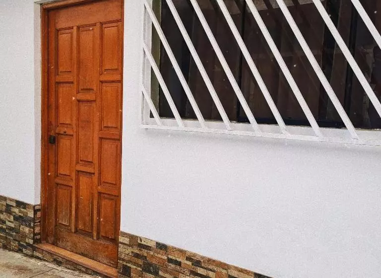 پانسیون Hostel Casa Belén