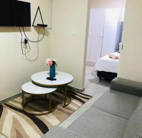 Majatalo Peshline Guest House Unit 3