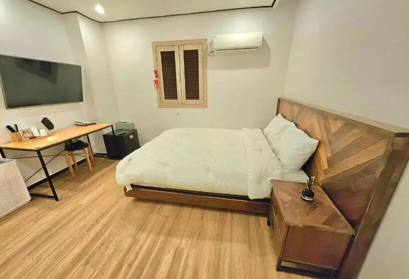 Hotelli Jeong Ansan Seonbu