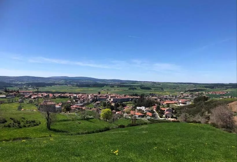 Aamiaismajoitus (B&B) Chambres Et Tables D Hôtes   Les Ateliers De Pontajou   Pèlerin Navette Gratuite à Saugues
