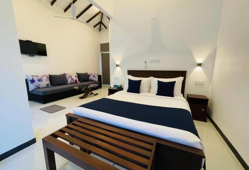 Отель Downsouth Cabanas