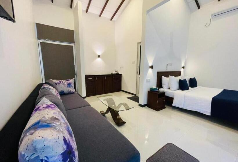 Отель Downsouth Cabanas