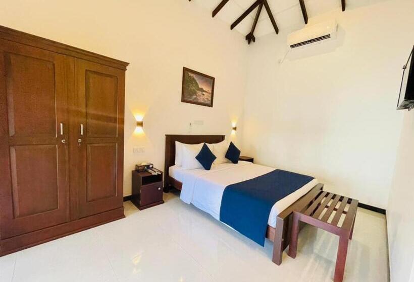 Отель Downsouth Cabanas